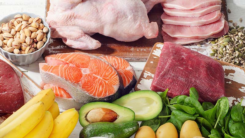 a Wilmington chiropractor at Cowan Chiropractic & Rehabilitation explains which foods boost metabolism