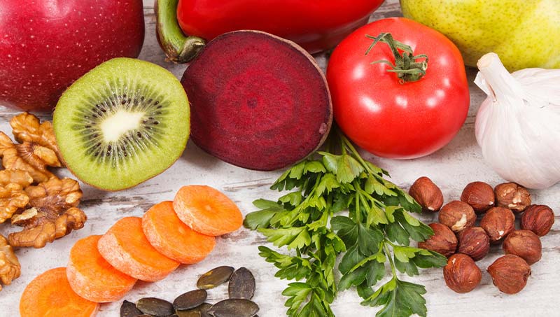 a Wilmington chiropractor at Cowan Chiropractic & Rehabilitation explains which foods fight inflammation