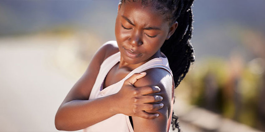 patient needing shoulder tendinopathy chiropractor in Wilmington