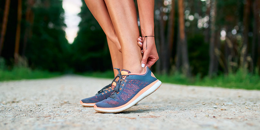 patient needing tendonitis chiropractor in Wilmington
